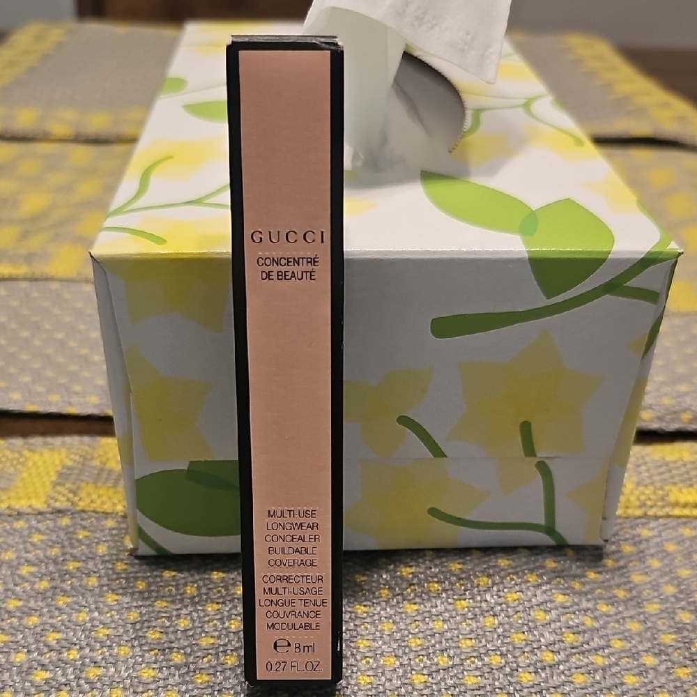 Gucci Multi-Use Concealer in Soft Peach